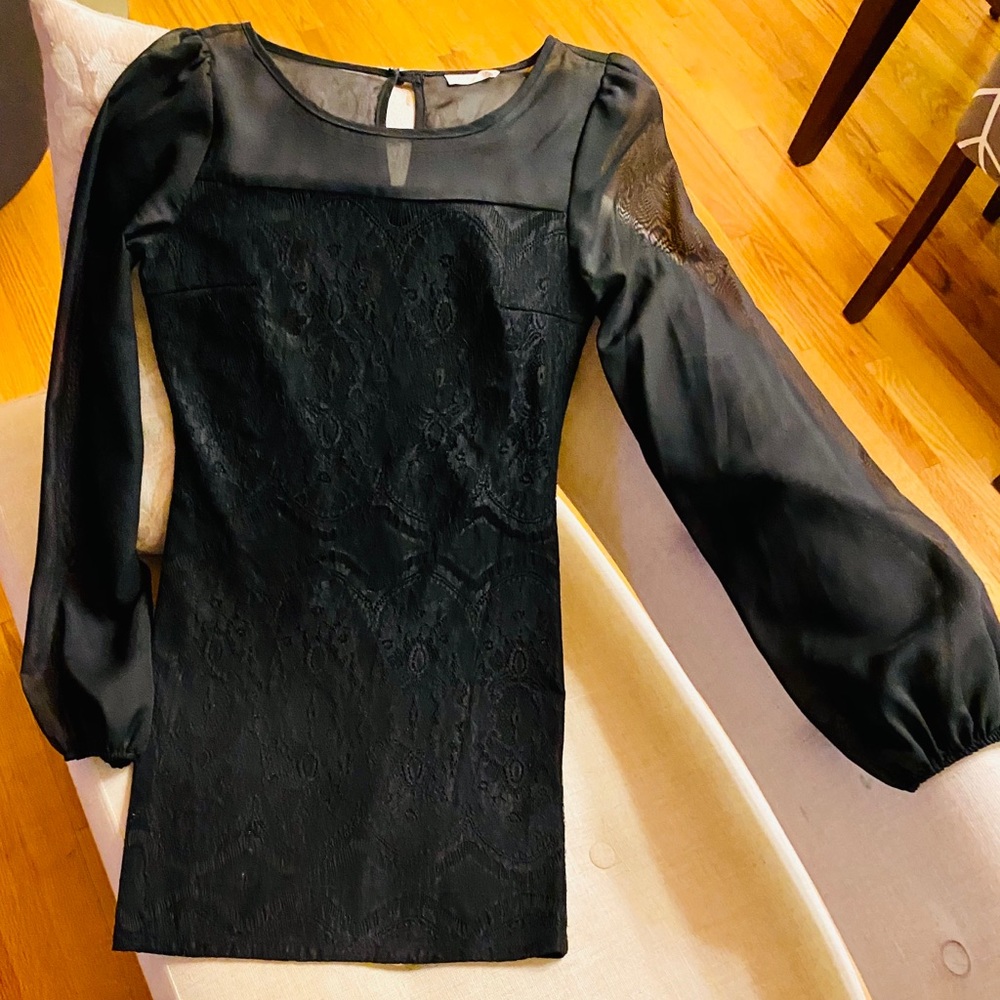 Sheer sleeved lace cocktail dress, Sz S